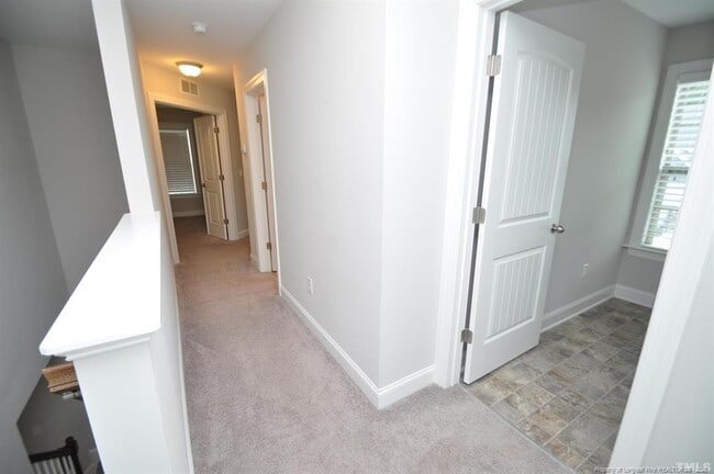 Building Photo - 1107 Summer Meadow Dr