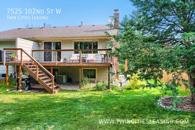 Building Photo - 7525 W 102nd St