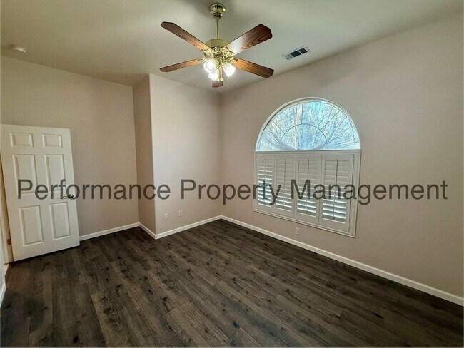 Building Photo - Gorgeous 3 Bed/2 Bath + Office w/ Solar, Pool & $0 Deposit Option