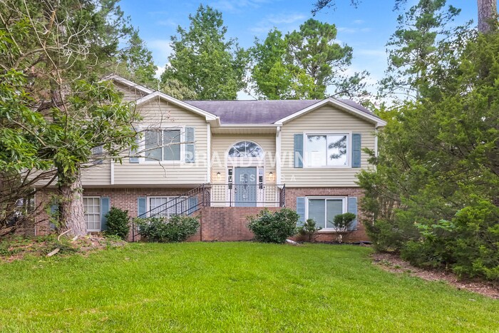Primary Photo - 630 Fern Terrace SE