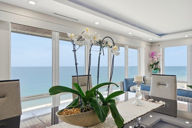 Building Photo - 4100 Galt Ocean Dr