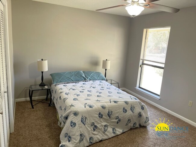 Building Photo - Charming 3-Bedroom Brick Home in Bluewater...