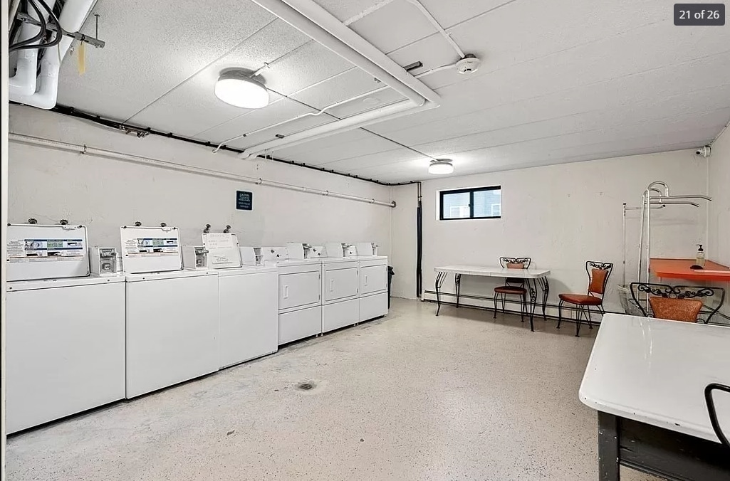 Building Photo - 43-51-51 Albion St