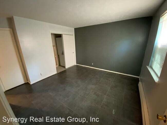 Building Photo - 1 br, 1 bath House - 5116 Linbar Drive