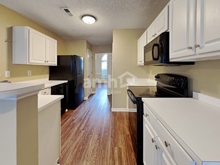 Building Photo - 183 Bonnie Woods Dr