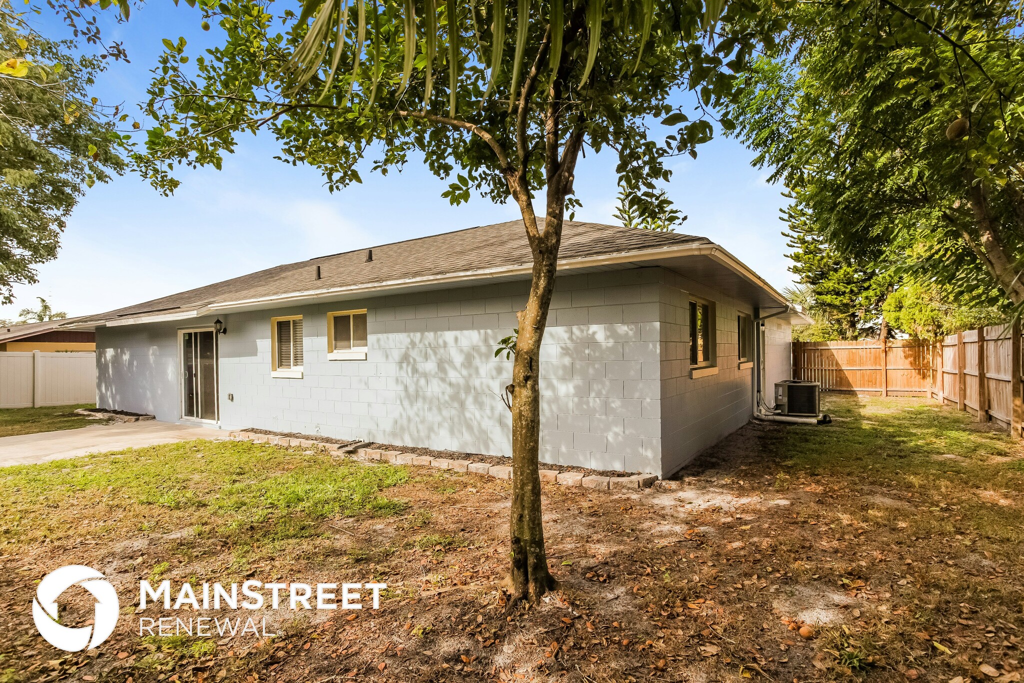 Building Photo - 714 Eagle Ave