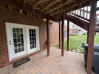 Building Photo - 8010 Tysons Oaks Ct