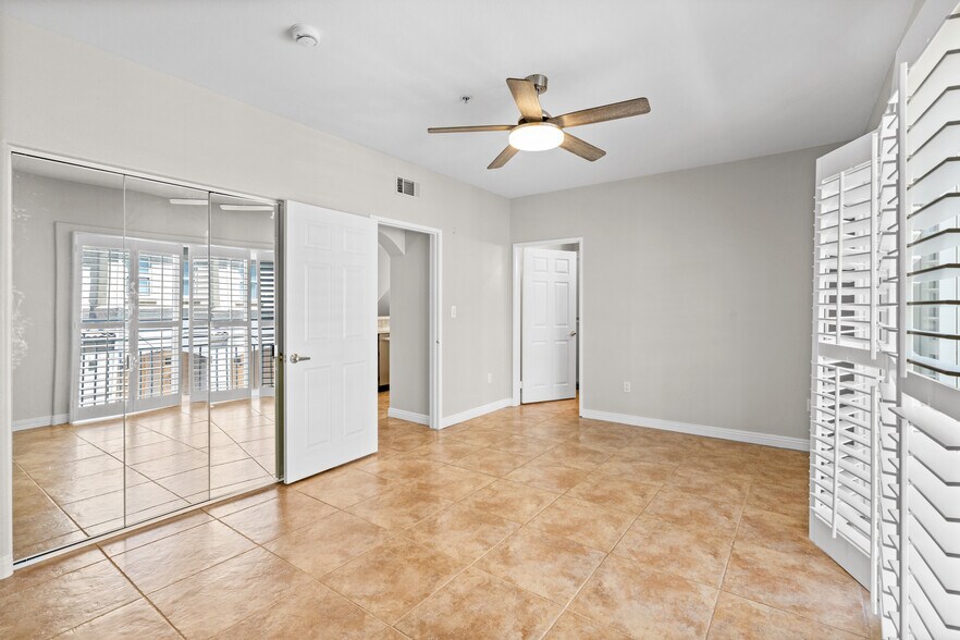 Building Photo - 5200 Premiere Hills Cir