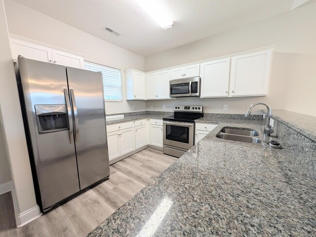 Building Photo - 338 Kiskadee Loop