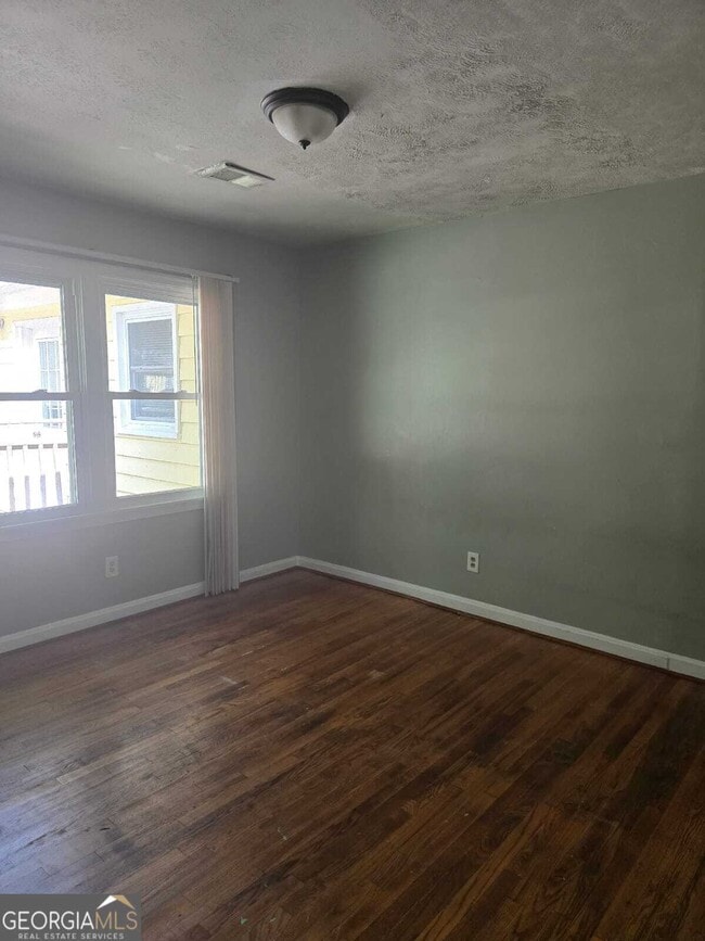 Building Photo - 2466 Spring Garden Dr SW