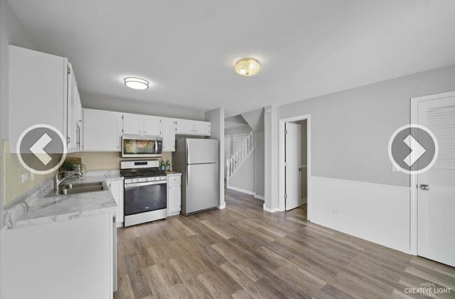 Building Photo - 1333 Andover Dr