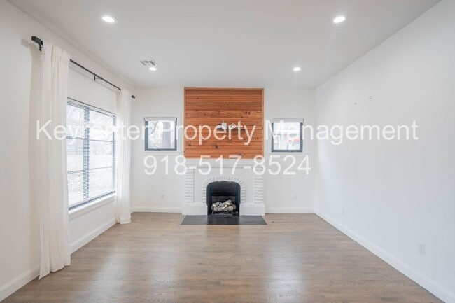 Building Photo - Midtown Tulsa | 4 Bed | 2 Bath | 2,010 SQFT