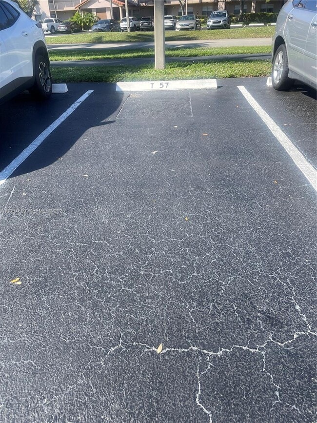 Building Photo - 1251 SW 125th Ave