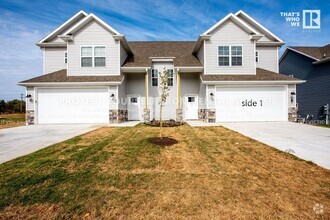 Building Photo - 3102 SW Garrison Ln