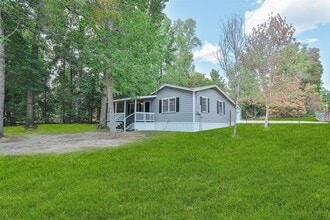 Building Photo - 15157 McRae Lake