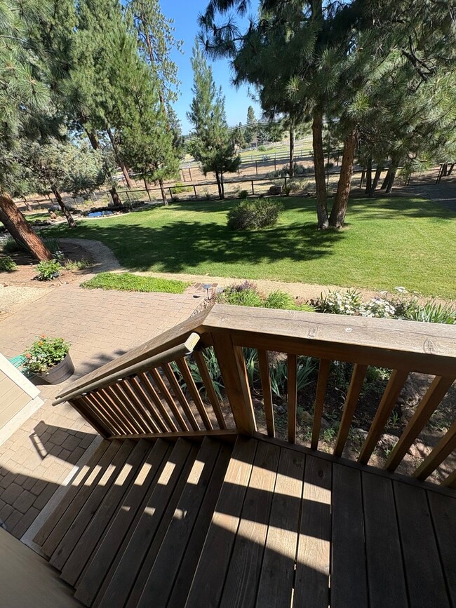 Building Photo - 20620 Pine Vista Dr