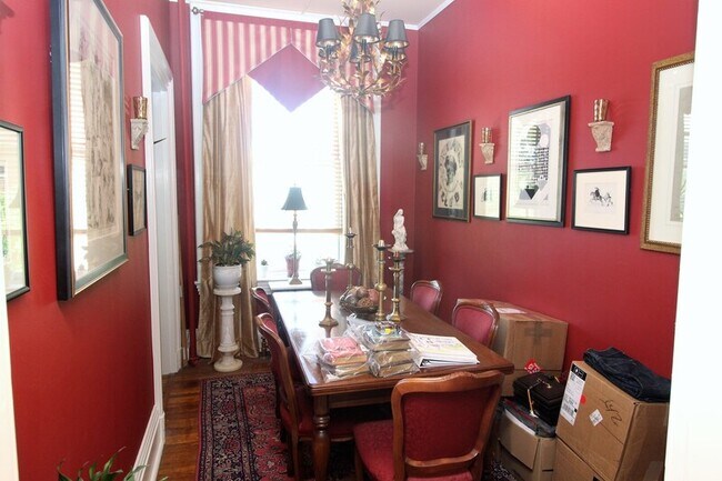 Building Photo - 1011 N Charles St