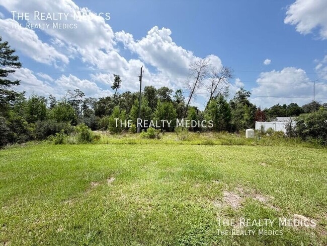 Building Photo - 2574 SW 164th Street Rd