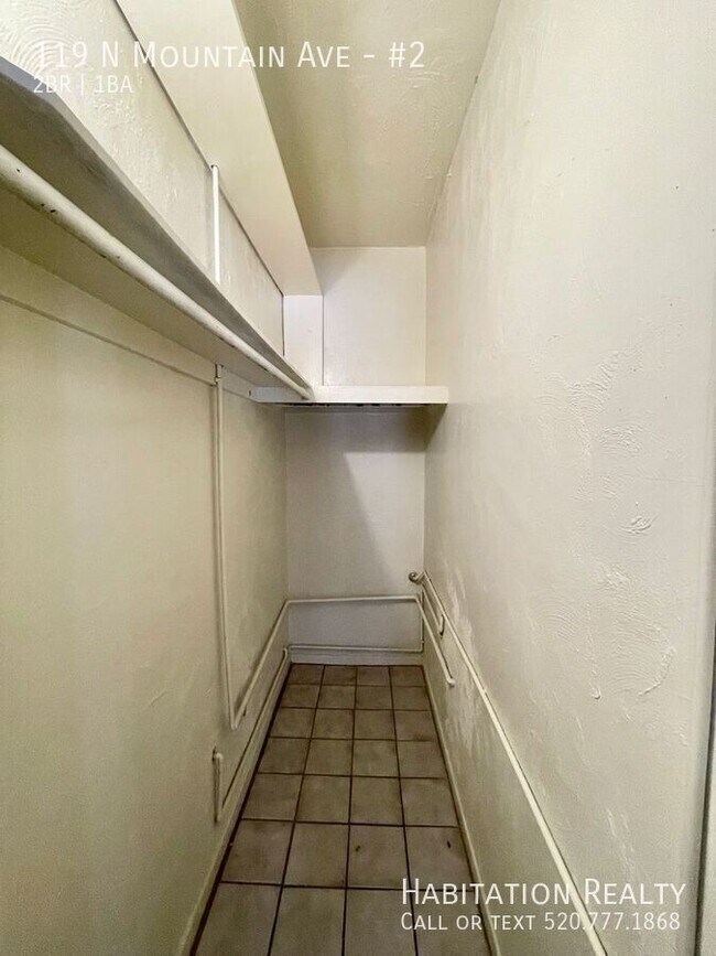 Building Photo - 119 N Mountain Ave