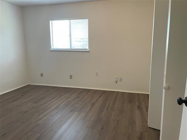 Building Photo - 7533 Parkwood Ln