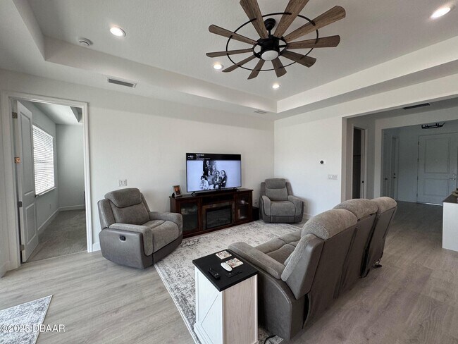 Building Photo - 772 Margaritaville Ave