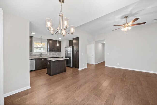 Building Photo - 1493 Fredrick Dr