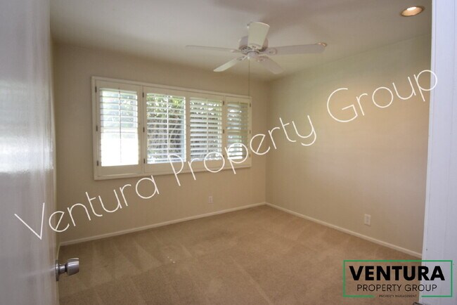 Building Photo - Charming 3-Bedroom with 2 Baths in East Ventura – Spacious 1513 Sq Ft Gem on Burlington Ave!