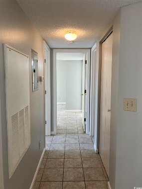Building Photo - 8829G Barkwood Dr