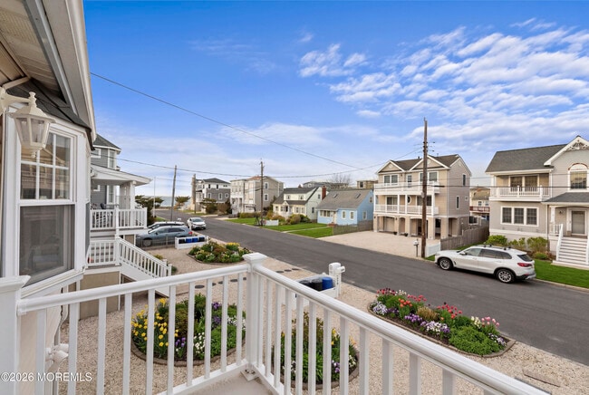 Building Photo - 26 W Oceanview Dr