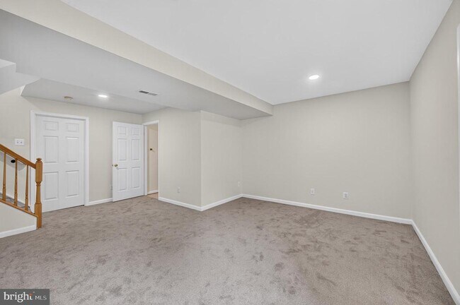 Building Photo - 15044 Gaffney Cir