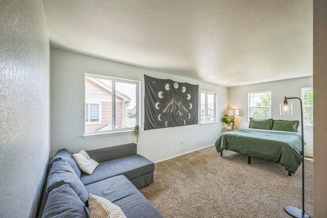 Primary Photo - 5153 Chicory Cir