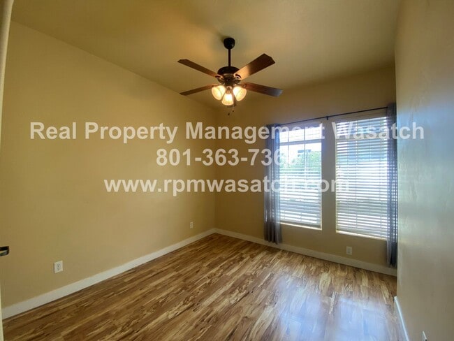 Building Photo - Check Out This Beautiful 2 Bedroom 2 bathr...