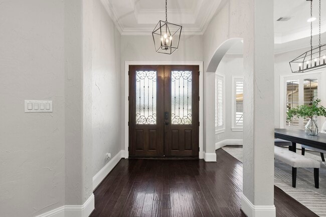 Building Photo - 26214 Kingsgate Ln