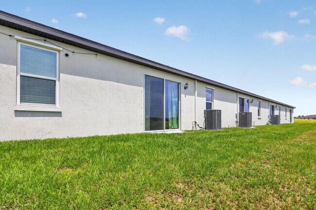 Building Photo - 1808 Gaiety Way