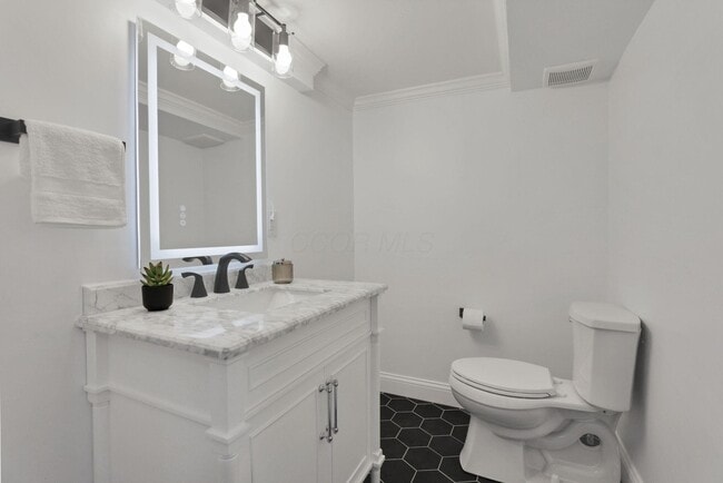 Building Photo - 2615 Northwest Blvd