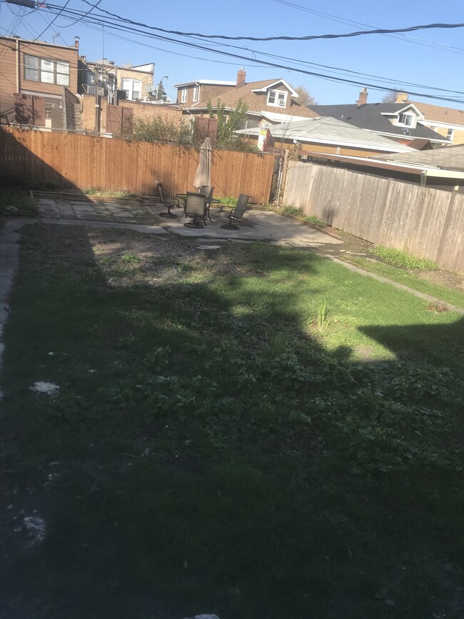 Backyard - 5154 W EDDY ST