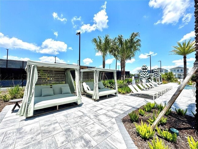 Building Photo - 1850 Falconhurst Ln