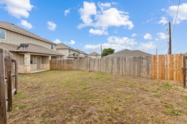 Building Photo - LH412 Carl Shipp Dr