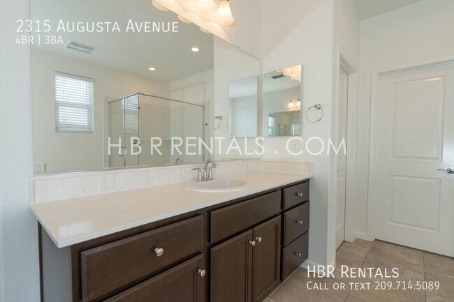 Building Photo - Ellis Community - Four Bedroom Home Over 3...