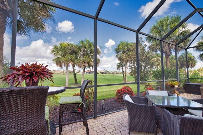 Building Photo - Seasonal Short-Term 2 Bed 2 Bath Single Family Home located in Venetian Golf and River Club!