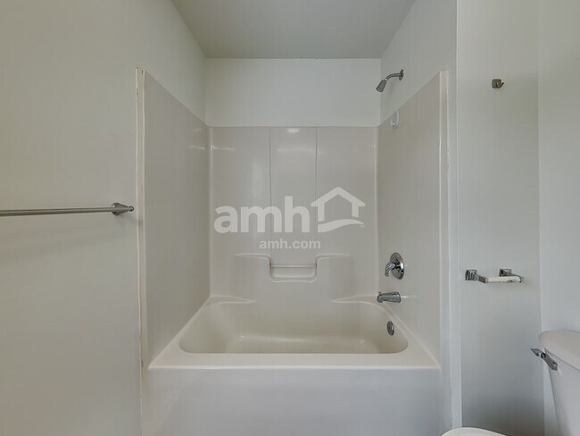 Building Photo - 181 Tudor Downs Rd