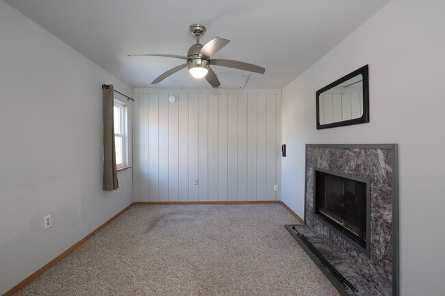 Building Photo - 3 Bedroom Arcadia Rambler!