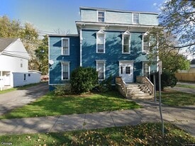 Building Photo - 111 Cottage St