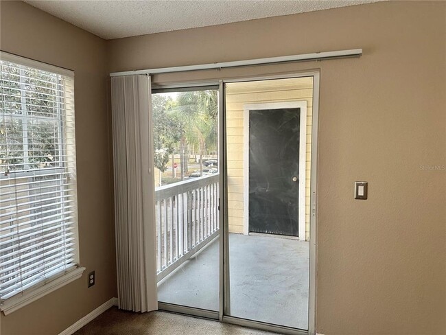 Building Photo - 1055 S Hiawassee Rd