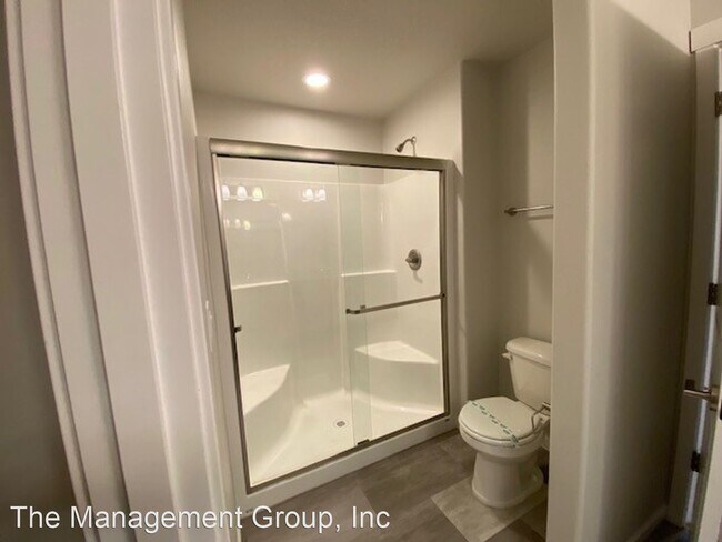 Building Photo - 3 br, 2.5 bath House - 5613 NE 58th Way