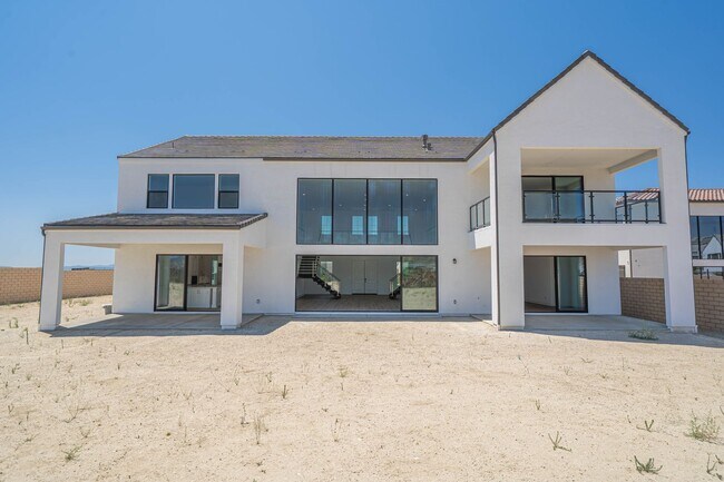 Building Photo - Spacious 5-Bedroom Home with Community Ame...