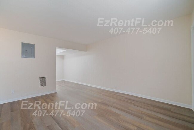 Building Photo - 632 8th St