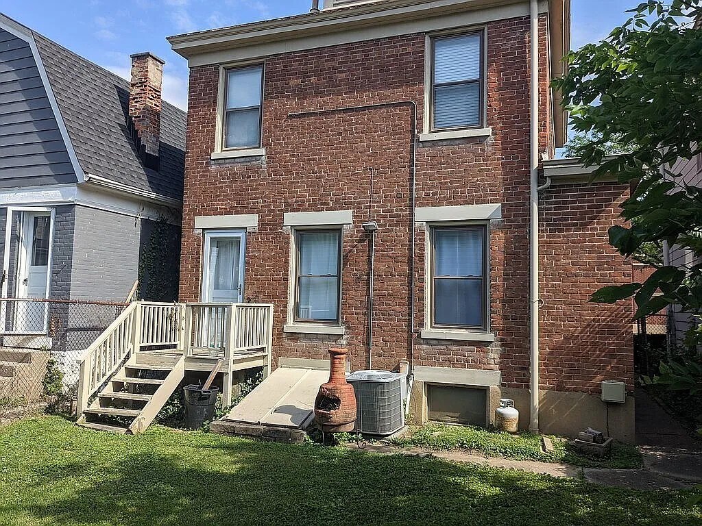 Back of house - 303 E 21st St