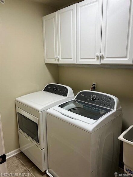 Building Photo - 8357 Williamstown Dr