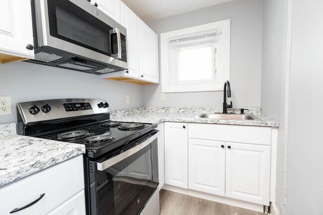 Building Photo - 408 W Illinois St